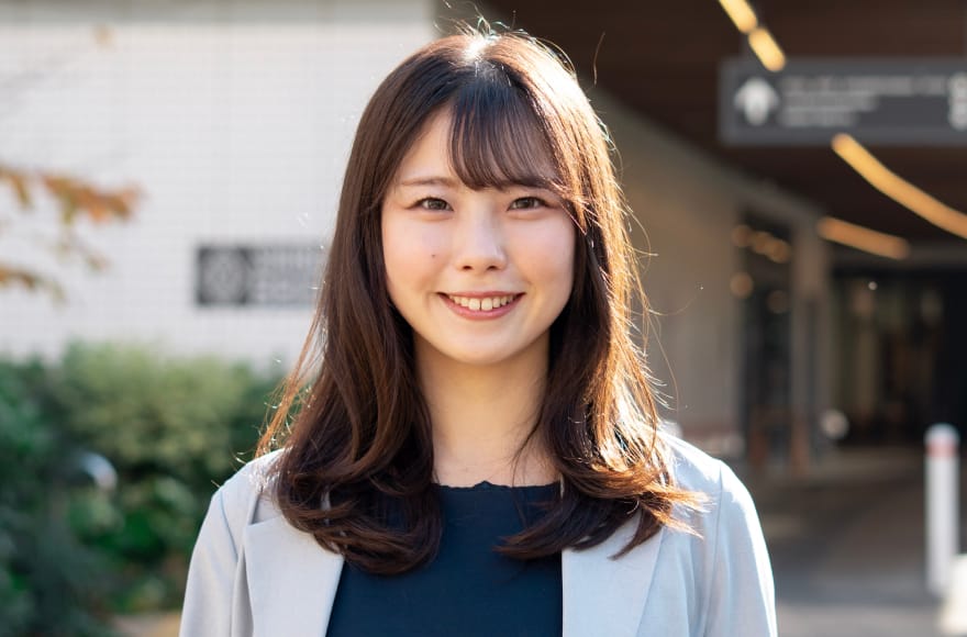 石佛 晴奈
